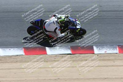 media/Jun-26-2022-CRA (Sun) [[122d0e5426]]/Race 13 (Expert 1000 Superbike)/Start Finish/